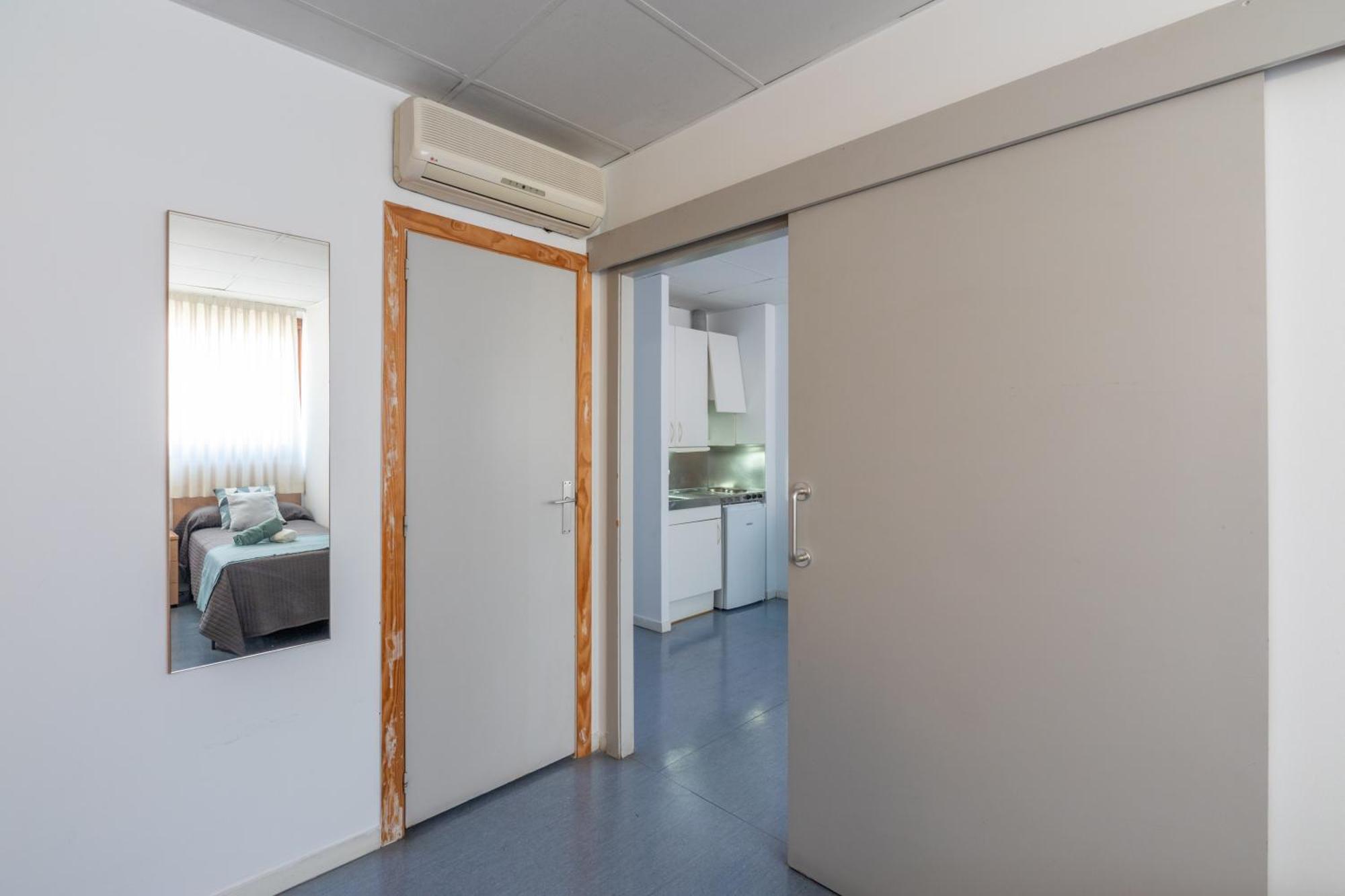 Residencia Universitaria Resa Lesseps Βαρκελώνη Εξωτερικό φωτογραφία