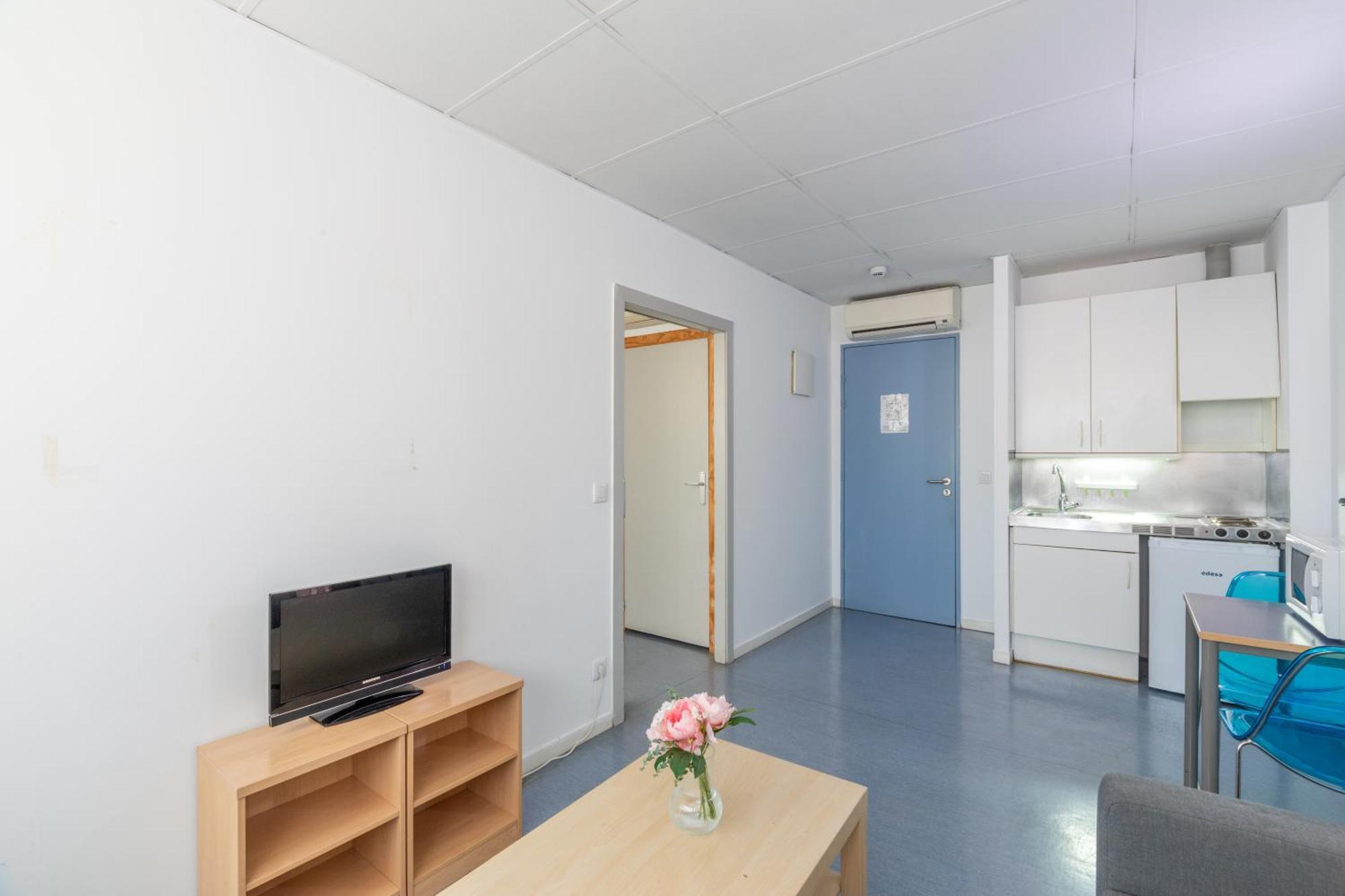 Residencia Universitaria Resa Lesseps Βαρκελώνη Εξωτερικό φωτογραφία